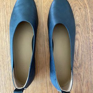 Black Everlane Glove flats